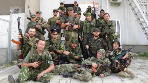 Miliciens de L'"Autre Russie" engagés au Donbass