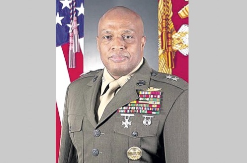 Le Major général Vincent R. Stewart
